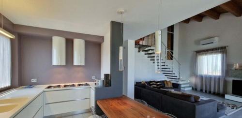 Terre Roveresche House | Relaxing B&B Tra mare e montagna with Pool & Spa Amenities