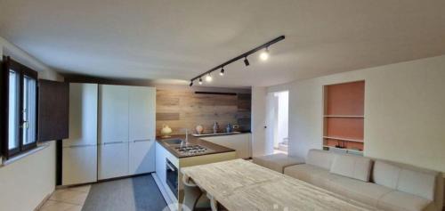 Terre Roveresche House | Relaxing B&B Tra mare e montagna with Pool & Spa Amenities