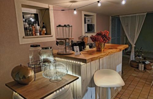 Terre Roveresche House | Relaxing B&B Tra mare e montagna with Pool & Spa Amenities