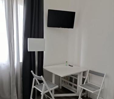 Treviso Bed & Breakfast | Delightful Stay at B & B Ultimo Miglio with Spa and Dining