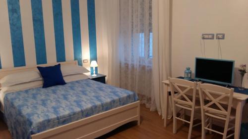 Manfredonia Bed & Breakfast | Oceanfront Escape at B&B Una Rotonda sul mare, Rated 8.8