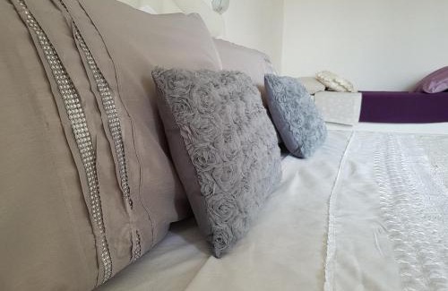 Semonzo di Borso del Grappa Bed & Breakfast | Experience B&B Vanessa House: Oceanfront Comfort Awaits