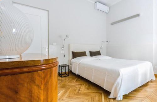 Roman Quarter Bed & Breakfast | Guest Favorite B&B Via Stampatori: Pet & Child Friendly Stay