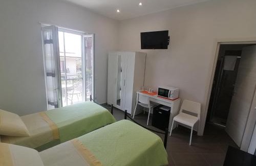 Province of Messina Bed & Breakfast | Inviting B&B Villa Agrumé: Family-Friendly with Breakfast