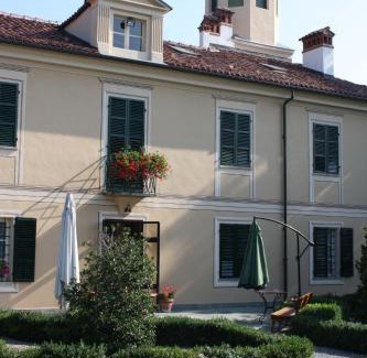 Savigliano Bed & Breakfast | Cozy B&B Villa Cardellini: Pet-Friendly Escape at 9.5 Rating