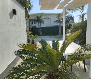 Torre del Greco Apartment | Cozy B&B Villa Colomba: Child-Friendly Retreat