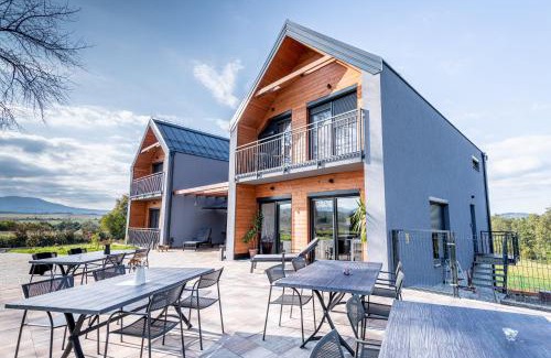 Lipovaca Dreznicka Bed & Breakfast | Pet-Friendly B&B Villa Dolina with Ocean View & Breakfast