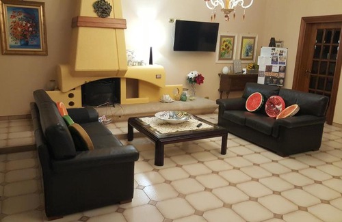 Taranto Bed & Breakfast | Pet-Friendly Getaway at B&B Villa Elvira - Rated 9/10