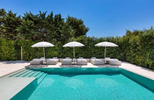 Matino Bed & Breakfast | Oceanfront B&B Villa EraGea with Pool & Pet-Friendly Options