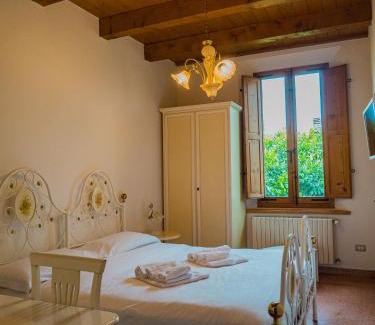 Villa San Martino Bed & Breakfast | Discover B&B Villa Erika: Pet-Friendly with Breakfast Included