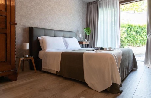 Ricca Bed & Breakfast | Exceptional B&B Villa Fulvia: Pet-Friendly with Pool Access