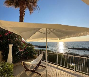 Pizzo Bed & Breakfast | Enjoy Oceanfront Comfort at Villa Gaia - Pet Friendly Retreat