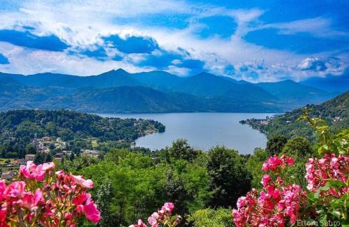Veruno Bed & Breakfast | Cozy B&B Villa Giardini Susanna with Delicious Breakfast