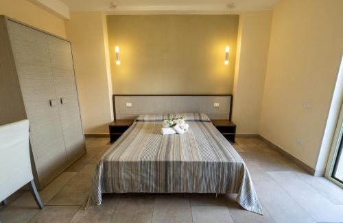 Schiavonea Bed & Breakfast | Pet-Friendly B&B Villa Lisa: 4-Star Stay with High Ratings