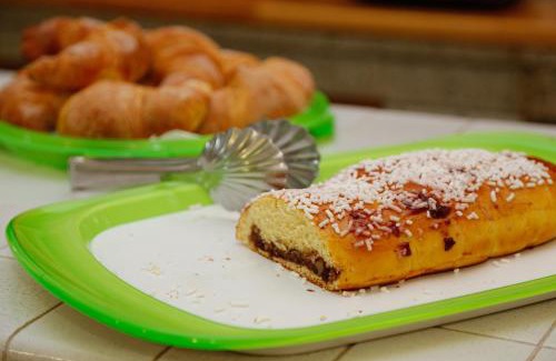 Frascinelle Bed & Breakfast | Elegant B&B Villa Maria with Pool & Breakfast Included
