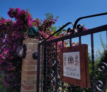 Fossacesia Bed & Breakfast | Top-Rated B&B Villa Melania with Hot Tub & Breakfast