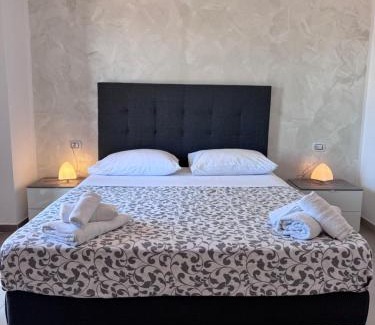 Ogliara Bed & Breakfast | Inviting B&B Villa Setharè with Ocean View & Pool Access