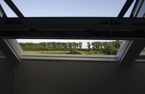 Puurs-Sint-Amands Bed & Breakfast | Elegant B&B Villa Tartine: Guest Rated 10/10 with Breakfast