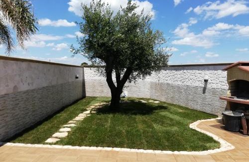 Taranto Bed & Breakfast | Cozy B&B Villa Venere with Private Beach and Ocean View