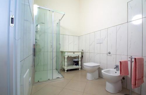 Desenzano del Garda Bed & Breakfast | Pet-Friendly B&B Villa Venga with Excellent Guest Ratings