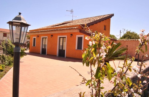 Piedimonte Etneo Bed & Breakfast | Guest Rated 10/10: B&B Villagata, Pet-Friendly Retreat