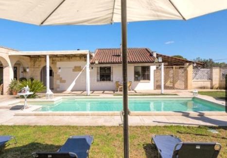 Cavallino Apartment | Guest Rated 9.1: B&B VillaSalento with Pool Access