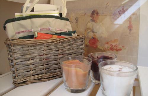 Ede Bed & Breakfast | Cozy B&B Vincent's Attic with Breakfast & 9/10 Guest Rating