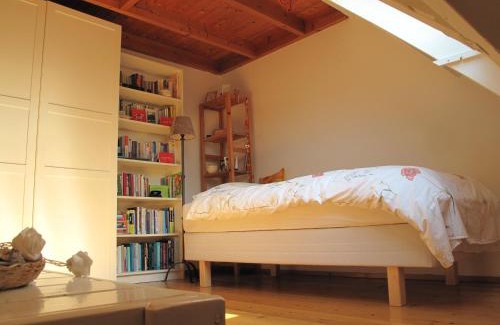 Ede Bed & Breakfast | Cozy B&B Vincent's Attic with Breakfast & 9/10 Guest Rating