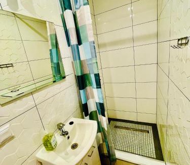 Malbork House | Charming B&B vis a vis Zamku: Pet-Friendly & Family Ready