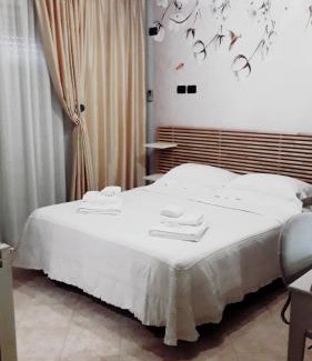 Villa San Giovanni Bed & Breakfast | Guest Rated B&B Vistamare: Wheelchair Accessible & Family-Friendly