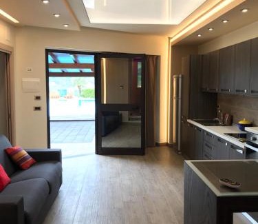 Crosia Apartment | Top-Rated B&B & VITA: Pet-Friendly Retreat with Pool