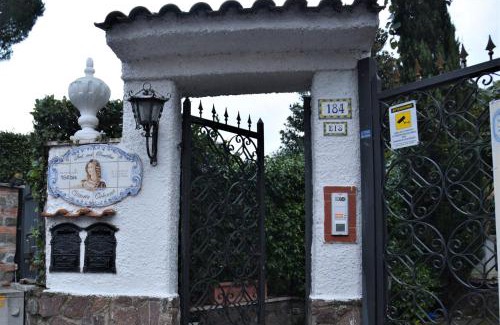 Marino Bed & Breakfast | Comfortable B&B Vittoria Colonna with Hot Tub & Breakfast