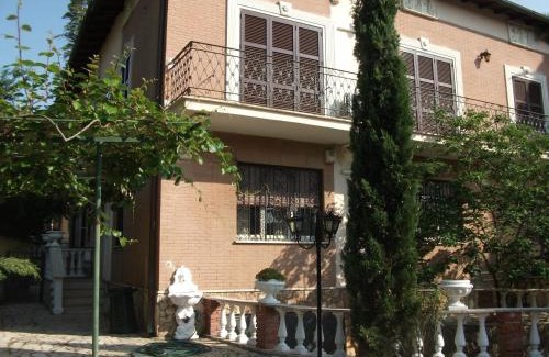 Marino Bed & Breakfast | Comfortable B&B Vittoria Colonna with Hot Tub & Breakfast