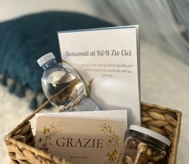 Minervino di Lecce Bed & Breakfast | Cozy B&B Zio Cici: Pet Friendly with Oceanfront Views