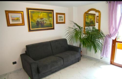 Civitavecchia Bed & Breakfast | Explore B&BYanet's Beautiful House: Pet-Friendly Comfort