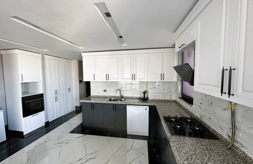 Atakum House | Elegant B&C Residence: Pet Friendly & Family Oriented Retreat