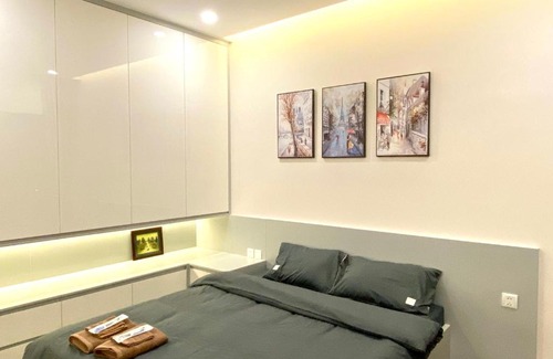 Van Giang Apartment | Guest Rated 10/10: B Home Sky Oasis with Pool & Hot Tub