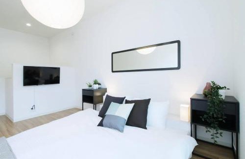 Hiroshima City Centre Apartment | Family-Friendly bHOTEL Ball Park - Steps to Baseball & Station