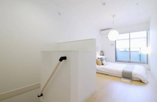 Hiroshima City Centre Apartment | Family-Friendly bHOTEL Ball Park: 2 Mins to Baseball Action
