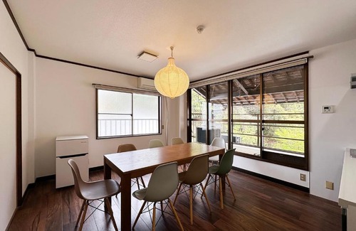 Hatsukaichi Apartment | Convenient Stay at Kaniwasou, Steps from Miyajima Pier