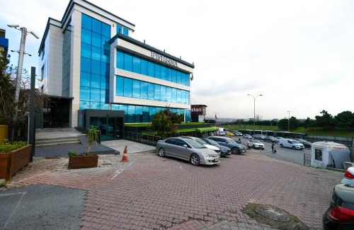 Kucukcekmece Hotel | Elegant B'İSTANBUL HOTEL: 4-Star Dining & Top Reviews