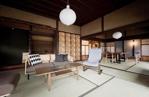 Kure House | Scenic bLOCAL Hayase House - Ocean View Villa with BBQ