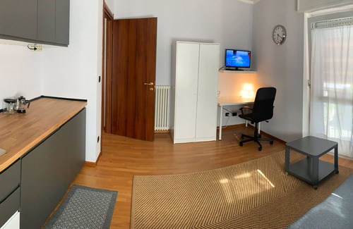 Aosta House | Cozy Studio Near Aosta-Pila: Family-Friendly with Breakfast