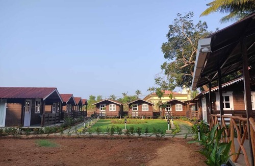 Patnem Cottage | Budget-Friendly B R Cottages with Family Amenities