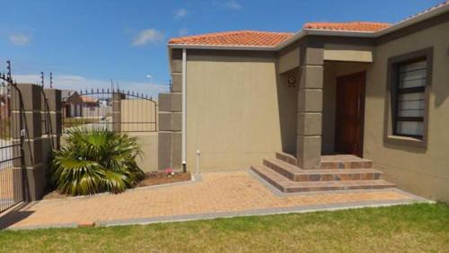 Port Elizabeth Villa | Explore B.R.O.Homes and Villas: Oceanfront Retreat with Pool