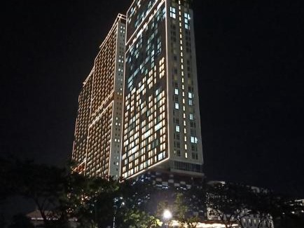 Bumi Serpong Damai Apartment | Guest Rated: B Residence BSD with Oceanfront Pool Views