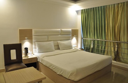 Bistupur Hotel | Affordable B S Plaza with Breakfast & Wheelchair Access