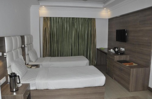 Bistupur Hotel | Affordable B S Plaza with Breakfast & Wheelchair Access