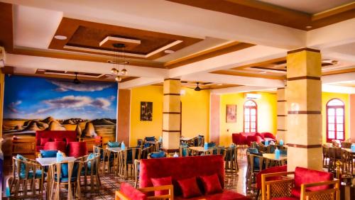 Al Bawiti Hotel | Enjoy B&W Sahara Sky Camp: Hot Tub & Breakfast Included