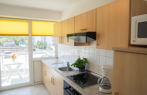 Sahlenburg Apartment | Idyllic Beachside Apartment with Ocean View and Spa Access